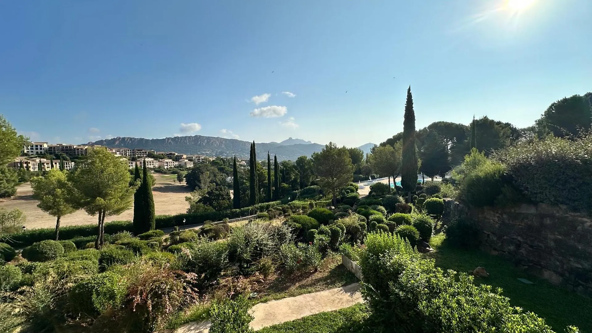 Appartement La Mediterranee Comme Vous L'Aviez Revee Saint-Raphaël